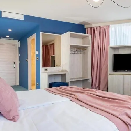 Priska Med Luxury 2 *